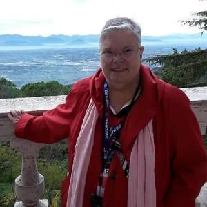 Meet your Posher, Diana